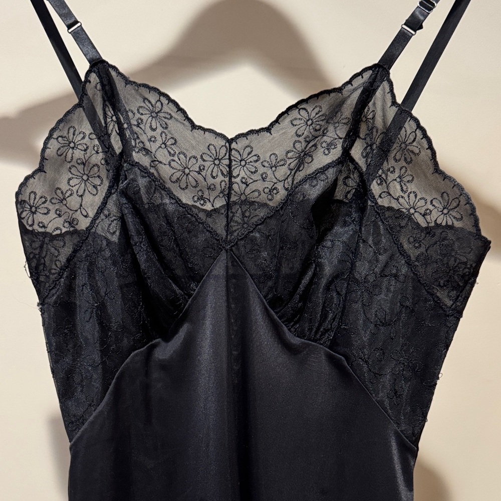 Elegant Black Sleep dress